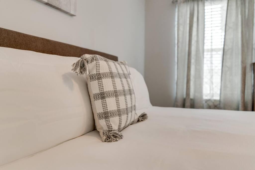 Lovely 2 Bdr Condo With Balcony 2M To Broadway Nashville Esterno foto