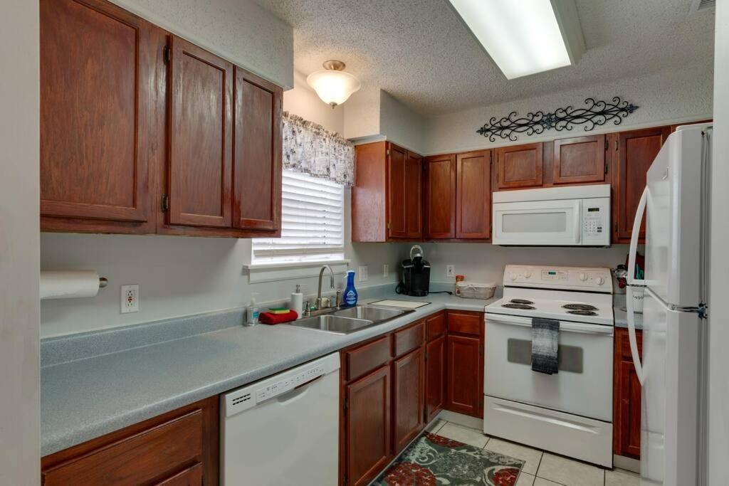 Lovely 2 Bdr Condo With Balcony 2M To Broadway Nashville Esterno foto